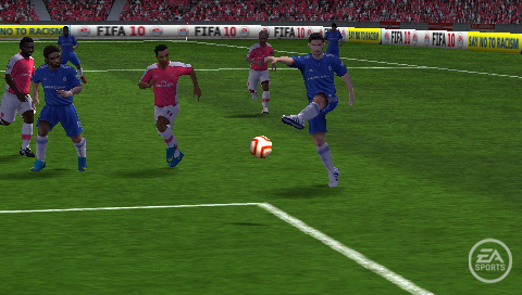#010Υͥ/27500ʾͷФ줿饤ΥեɥХåǡFIFAå꡼˿ʲǿFIFA 10 ɥ饹 åפΥץ쥹٥Ȥͤݡ