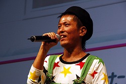 画像集#002のサムネイル/［TGS 2009］“自分の彼女”の似顔絵をミノ☆タロー氏に書いてもらえる抽選イベントも。「ラブプラス」の「デキシーズ 幕張出張所」レポート