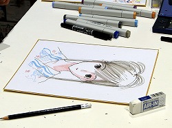 画像集#017のサムネイル/［TGS 2009］“自分の彼女”の似顔絵をミノ☆タロー氏に書いてもらえる抽選イベントも。「ラブプラス」の「デキシーズ 幕張出張所」レポート
