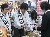 画像集#010のサムネイル/体験版が150万以上ダウンロードされた期待作，ついに「GOD EATER」が本日発売！　未知のアラガミのシルエット画像も公開。秋葉原では発売記念イベントも