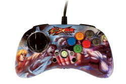 画像集#013のサムネイル/Mad Catz，「ストリートファイター×鉄拳」仕様のアーケードスティックを正式発表。最上位モデルは2台の連結が可能に