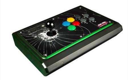画像集#024のサムネイル/鉄拳・原田P提供のバンダイナムコグッズが当たる,「MAD CATZ UNVEILED」プレゼントキャンペーン。応募受付が本日開始
