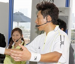 画像集#015のサムネイル/松岡修造さんと杉山愛さんが登場し，色々な意味で“熱く”なった「みんなのテニス ポータブル」公式ダブルス選手権，「SHUZO OPEN DOUBLES」