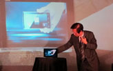 画像集#026のサムネイル/［COMPUTEX］ASUS，超薄型ノートPCに199ドルのEee PC，そして「スマートフォンを内蔵できるタブレット」を発表【19：45頃更新】