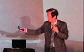 画像集#027のサムネイル/［COMPUTEX］ASUS，超薄型ノートPCに199ドルのEee PC，そして「スマートフォンを内蔵できるタブレット」を発表【19：45頃更新】