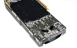 画像集#006のサムネイル/NVIDIA，「Fermi」の実機を公開。FermiアーキテクチャベースのDX11 GPUをトップ・トゥ・ボトムで展開へ