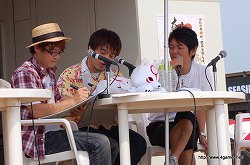 画像集#006のサムネイル/「ぽかぽかアイルー村」にはゲッターズ飯田さん監修の本格占いも入る!?　「CAPCOM SEASIDE HOUSE presents モンハンラジオ2nd in 腰越」観覧レポート