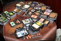 画像集#013のサムネイル/今回のテーマは金属の次元。TCG「Magic： The Gathering」，明日発売を迎える最新拡張セット「ミラディンの傷跡」の魅力に触れてきた