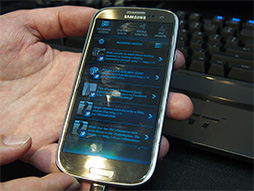 画像集#011のサムネイル/［COMPUTEX］ROCCAT，「選んだキーだけを点灯させられるキーボード」を披露。「スマホをゲーマー向けサブ画面にするアプリ」も