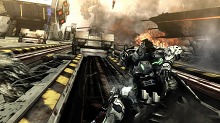 画像集#006のサムネイル/時間の流れを遅くする“ARモード”の活用術も。PS3/Xbox 360用シューティングアクション「VANQUISH」の最新情報第2弾が公開に