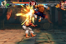 画像集#011のサムネイル/iPhone/iPod touch版「ストリートファイターIV」,リュウの宿敵“サガット”がいよいよ参戦。アーケードの興奮が味わえる“乱入対戦機能”も実装