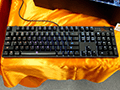 Tt eSPORTS,フルカラーLED搭載のゲーマー向けキーボード「POSEIDON Z RGB」を国内初披露。7月発売で想定売価は1万3000円程度に