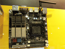 画像集#004のサムネイル/ZOTAC,「GeForce GT 430」オンボードのMini-ITXマザーボードを公開