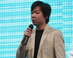 画像集#003のサムネイル/［TGS 2010］Gamaniaプレスカンファレンス「ガマニア グローバル展開とその戦略」＆ジョン・ウー氏とペース・ウーさんも登場した発表会詳報