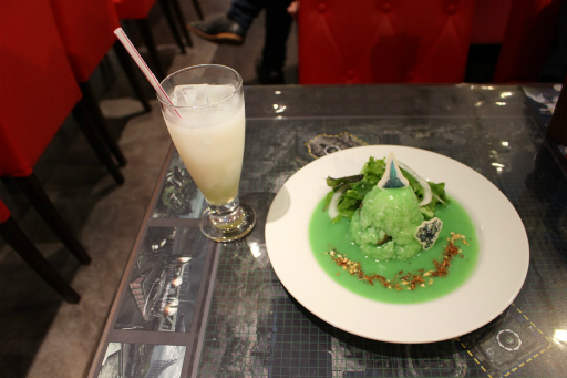 画像集 No.013のサムネイル画像 / 「『BORDER BREAK』cafe MAG MELL」内覧会レポート。「ボーダーブレイク」の10年を振り返りながら,オリジナルメニューを楽しもう