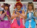 “リルぷりっ”の和田彩花さん/前田憂佳さん/福田花音さんのミニライブも行われた,「リルぷりっDS ひめチェン!アップルピンク」&シングルCD発売記念イベントをレポート