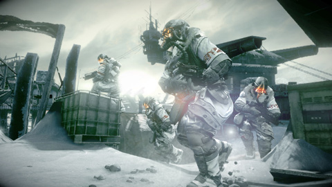 画像集#007のサムネイル/［TGS_2010］これは気持ちいい！　反則気味の新兵器をさっそく体験。シリーズ最新作「KILLZONE 3」のプレイレポート