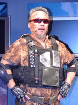画像集#015のサムネイル/本日発売の「KILLZONE 3」では新卒兵士を絶賛募集中? テレンス・リーさんと乃亜さんが熱いアピールを行った「ISA社 ヘルガーン社 合同会社説明会」をレポート