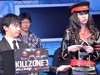 画像集#037のサムネイル/本日発売の「KILLZONE 3」では新卒兵士を絶賛募集中? テレンス・リーさんと乃亜さんが熱いアピールを行った「ISA社 ヘルガーン社 合同会社説明会」をレポート