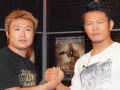 五味隆典選手と須藤元気さんが「UFC Undisputed 2010」で直接対決! 果たして軍配は……?