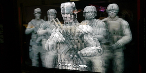 画像集#012のサムネイル/キーワードは“立体視”+“ヘッドトラッキング”。「METAL GEAR ARCADE」のロケテストで,FPSの未来を垣間見た