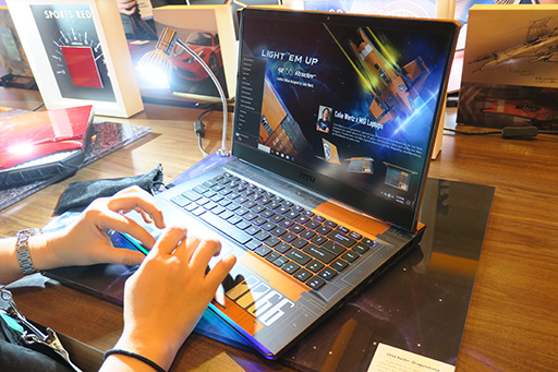 画像集#004のサムネイル/ノートPCの液晶パネルが300Hzに突入。MSIがCES 2020で新型ノートPCやデスクトップPCなどを発表