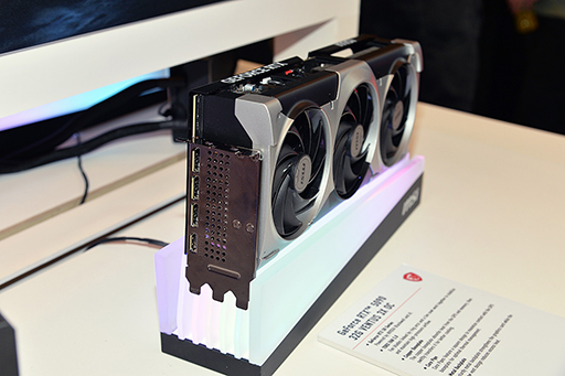 画像集 No.015のサムネイル画像 / GeForce RTX 50搭載ゲーマー向けノートPCを豊富にラインナップするMSIブースをレポート