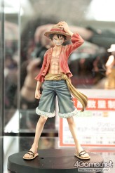 画像集#009のサムネイル/「ナミさん」「エヴァ6号機」「イカ娘」など，人気アニメのフィギュアがズラリ。「第24回プライズフェア」フォトレポート