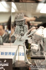 画像集#013のサムネイル/「ナミさん」「エヴァ6号機」「イカ娘」など，人気アニメのフィギュアがズラリ。「第24回プライズフェア」フォトレポート