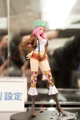 画像集#021のサムネイル/「ナミさん」「エヴァ6号機」「イカ娘」など，人気アニメのフィギュアがズラリ。「第24回プライズフェア」フォトレポート