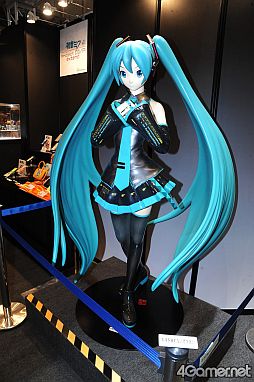 画像集#230のサムネイル/最新アニメからリラックマまで。フィギュアやグッズがずらりと並んだ,「第27回プライズフェア」フォトレポート
