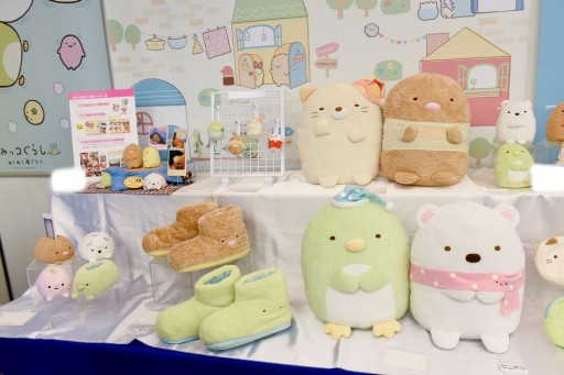 画像集 No.026のサムネイル画像 / 今秋登場のプライズ製品が勢揃い。大型フィギュアもズラリと並んだ「第40回 プライズフェア」レポート