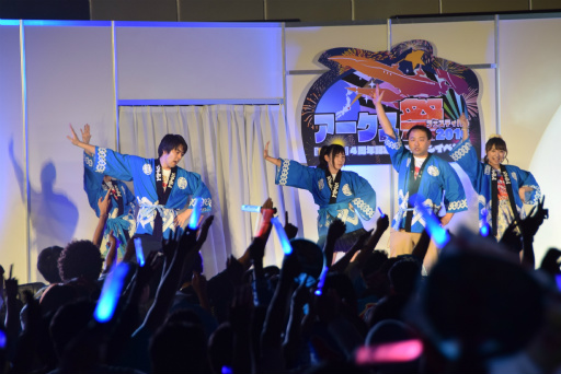 画像集 No.086のサムネイル画像 / 「PSO2」のオフラインイベント「アークスフェスティバル2016」レポート。小林幸子さんの降臨,今後のロードマップ公開,そして放送局メンバーの卒業