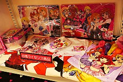 画像集#011のサムネイル/新作オンラインカードゲーム「Code Colle」など,気になるアイテムがずらり。「2012 タカラトミーグループ新春商談会」レポート