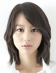 画像集#002のサムネイル/弁護士成歩堂龍一とレイトン教授が魔女裁判に挑む! 「レイトン教授VS逆転裁判」でゲーム画面公開