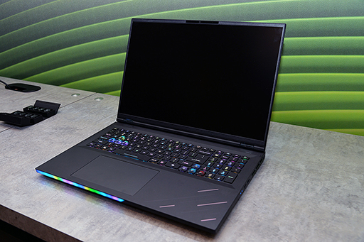 画像集 No.002のサムネイル画像 / RTX 50シリーズ搭載のゲーマー向けノートPC&デスクトップPCがAcerから登場
