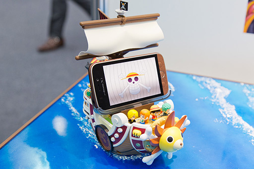 画像集#005のサムネイル/NTTドコモ，「GALAXY S III α」「AQUOS PHONE ZETA」など2012年冬モデルスマートフォン10製品を発表。すべてが下り最大100Mbpsの「Xi」に対応