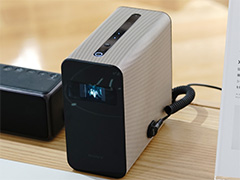 Androidベースのソニー製プロジェクタ「Xperia Touch」でデレステをプレイ。これは新しいゲーム環境となる可能性を秘めたデバイスだ