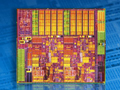 Intelが発表した「3次元トライゲート・トランジスタ」って何だ? 「Ivy Bridgeの性能を大きく引き上げる技術」の正体に迫る