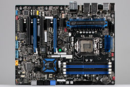 画像集#010のサムネイル/Ivy Bridge「Core i7-3770K」レビュー，GPUコア編。3D性能は「Llanoまであと一歩」に迫る