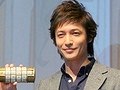 主演の玉木 宏さんがゲストで登場。北島行徳氏や光田康典氏らが制作に携わるNDS「トレジャーリポート 機械じかけの遺産」主演キャスト&新CM発表会をレポート