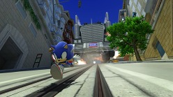画像集#016のサムネイル/［TGS 2011］セガブースで「ソニックジェネレーションズ 白の時空/青の冒険」を遊んでみた。ソニックが駆け抜けてきた時代を2つのタイトルで楽しもう