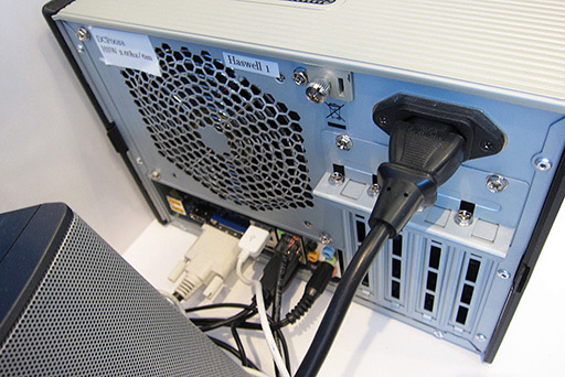 画像集#004のサムネイル/デスクトップPC向けHaswellのデモをIDF 2012会場で発見。2.6GHz駆動で6MB L3搭載か