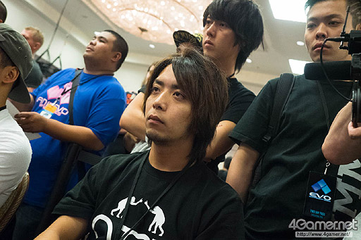  No.007Υͥ / EVO2015ϡŴ7פǥΥ꤬ŪͥUMvC3פǤCrossRF꤬ǽη辡ȡʥȤضʤ᤿EVO2ܤޤȤ