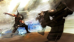 画像集#033のサムネイル/シリーズファン納得の難度と爽快感――Wii U「NINJA GAIDEN 3: Razor's Edge」を先行プレイ。プレイアブルになって鮮血を浴びるあやねの姿も妖艶だ