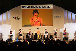 画像集#017のサムネイル/［TGS 2011］バンダイナムコゲームスのステージイベント「アニメもゲームもグラビアも！　全部まとめてアイドルマスター!!」で，アニメの新たなオープニング曲「CHANGE!!!!」が初公開