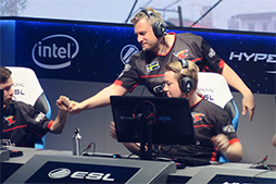 画像集 No.041のサムネイル画像 / 大観衆が「CS:GO」の好プレイで盛り上がった「Intel Extreme Masters」シドニー大会レポート