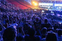 画像集 No.043のサムネイル画像 / 大観衆が「CS:GO」の好プレイで盛り上がった「Intel Extreme Masters」シドニー大会レポート
