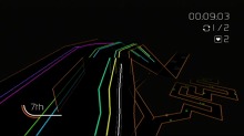 画像集#002のサムネイル/Wiiウェア「ライトストリーム」の配信が本日スタート。闇に浮かぶ7色のラインがゴールを目指して疾走するレースゲーム