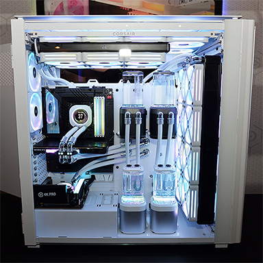 画像集 No.015のサムネイル画像 / SCUF GamingのPC用ゲームパッドも国内市場に? Corsairブースの展示をまとめて紹介
